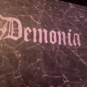 demonias swing 230’s